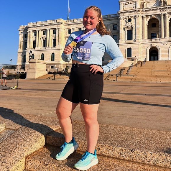 Meet your Posher, Makenna - Picture 2 of 2